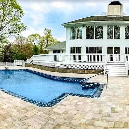 Villa Tranquil Bays Estate